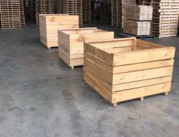 Produce Bins, Cases & Crates